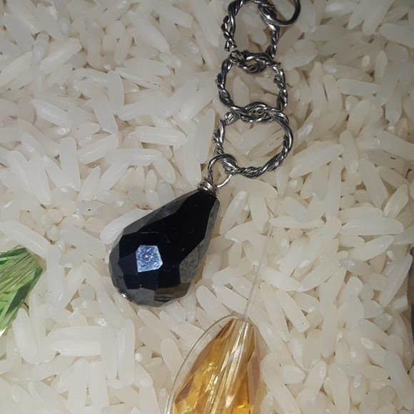 NWT *Ships today Crystal and triple hoops Necklace - Picture 2 of 4